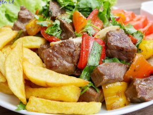 Bò chiên giòn khoai tây