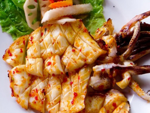 Mực lá chiên nước mắm