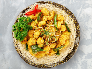 Sụn gà sốt trứng muối