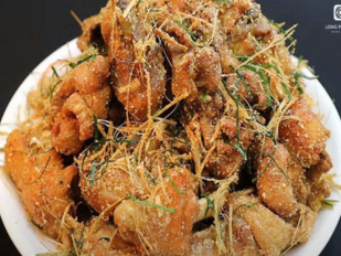 Gà tre rang muối