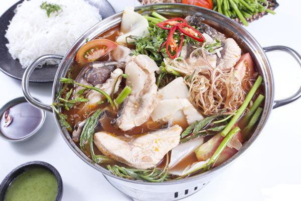 Lẩu măng chua cá bóp 